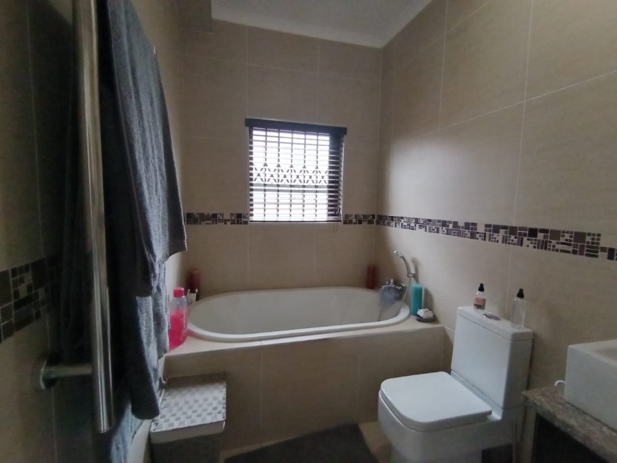 3 Bedroom Property for Sale in Baillie Park North West